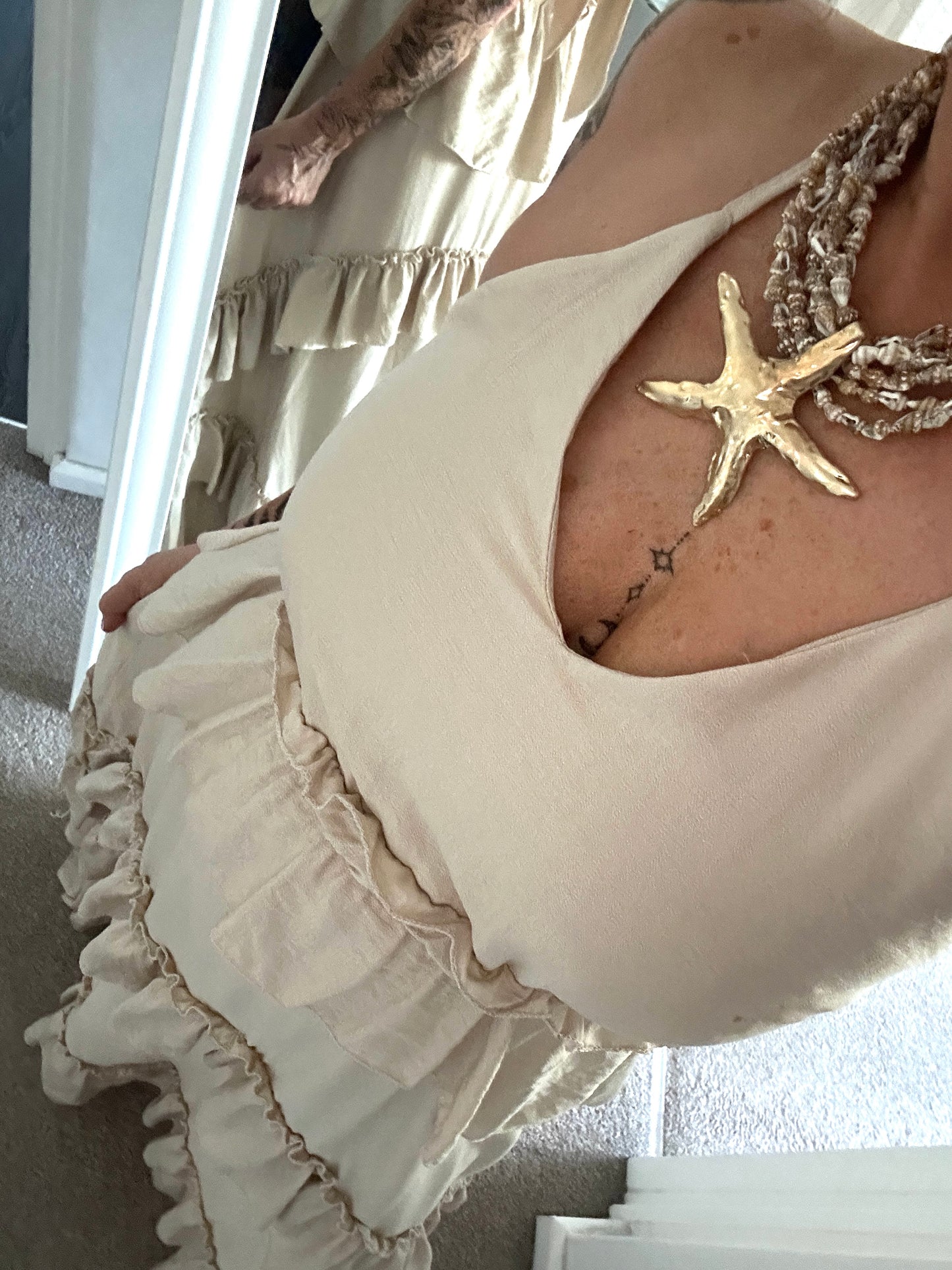 SHE SELLS SEA SHELLS