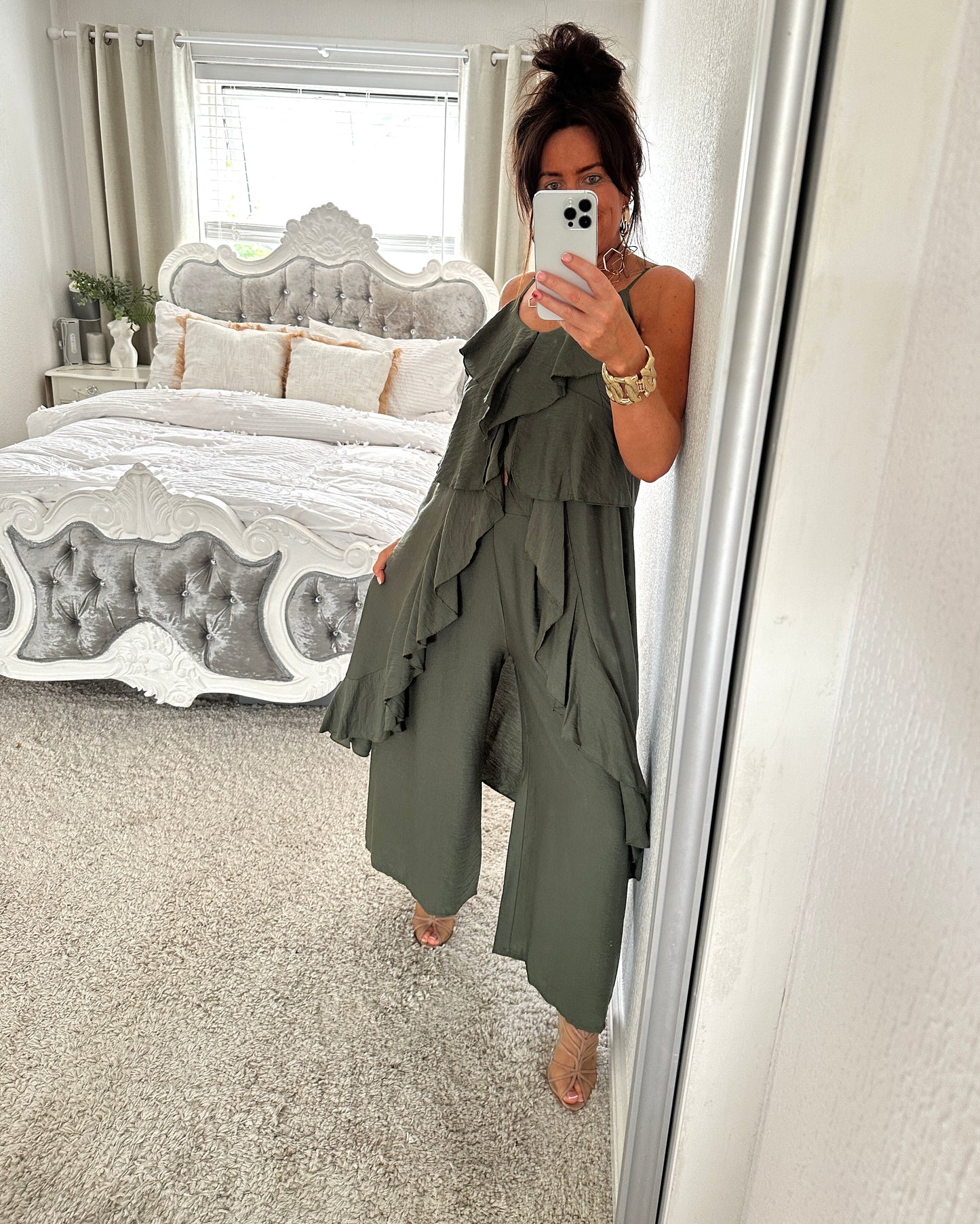 THE DOUBLE RUFFLE