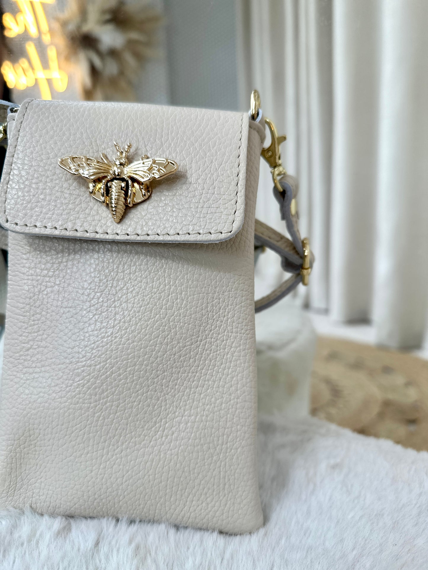 BEE BAG