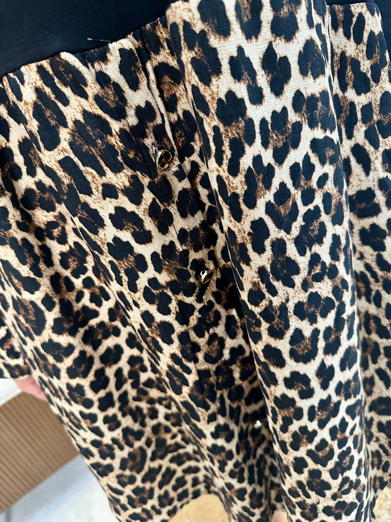 LEOPARD LAYER